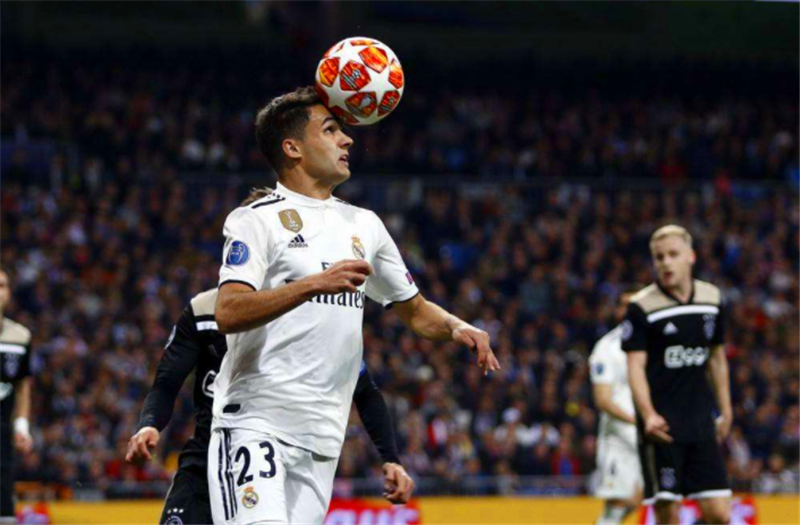 皇家马德里巴塞罗那正在直播